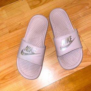 Light pink Nike Sandals